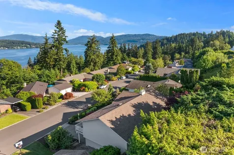 235 174th Place NE Bellevue WA 98008