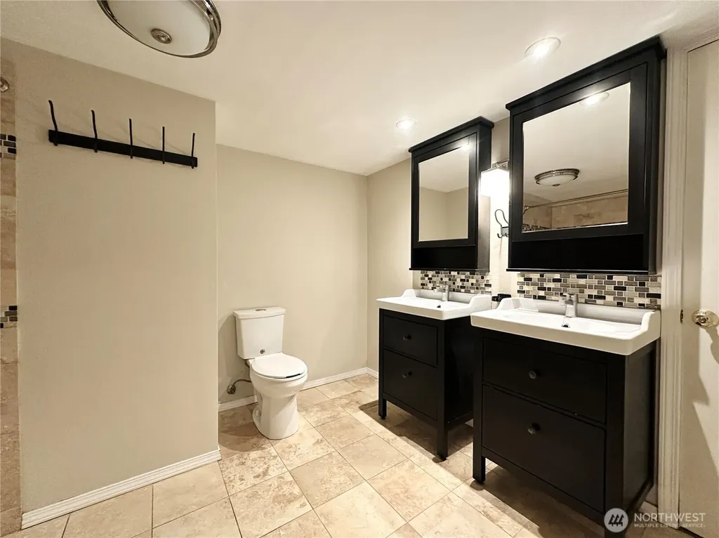 4421 249th SE Sammamish WA 98029