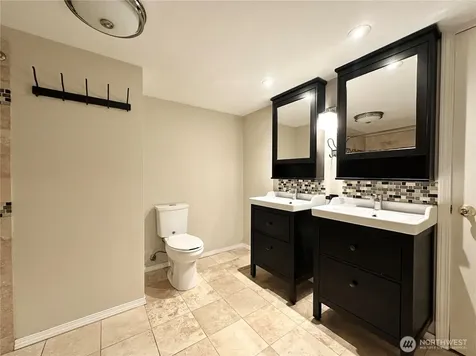 4421 249th SE Sammamish WA 98029