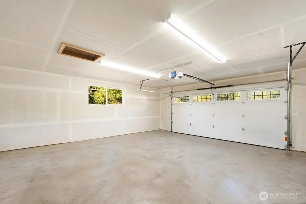 2410 304th Street E Roy WA 98580