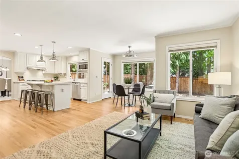 2906 257th Place SE Sammamish WA 98075