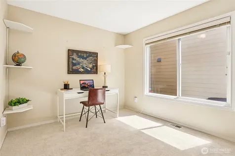 2906 257th Place SE Sammamish WA 98075