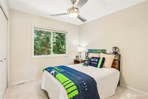 2906 257th Place SE Sammamish WA 98075