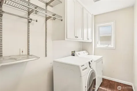 2906 257th Place SE Sammamish WA 98075
