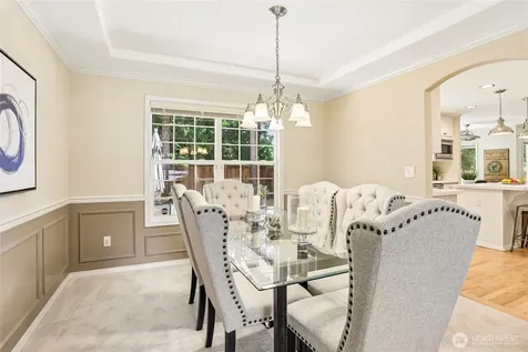 2906 257th Place SE Sammamish WA 98075