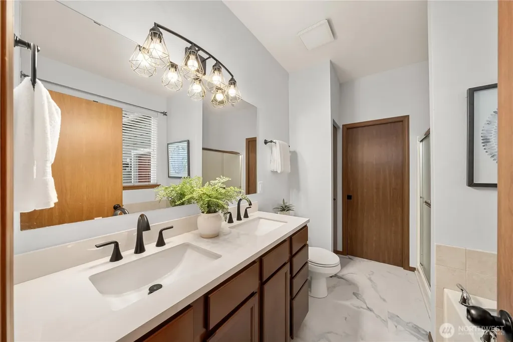19611 117th Street E Bonney Lake WA 98391