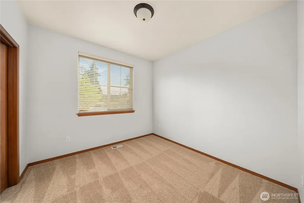 19611 117th Street E Bonney Lake WA 98391
