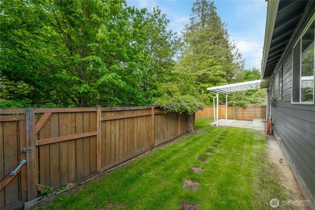19611 117th Street E Bonney Lake WA 98391