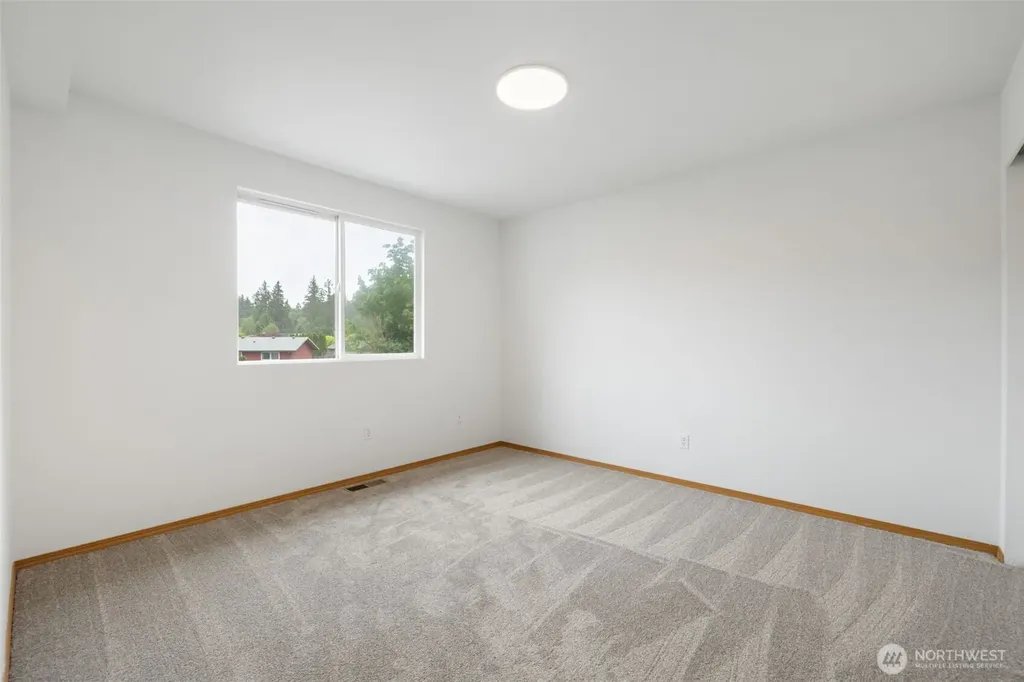 3560 Courtyard Lane Bremerton WA 99310