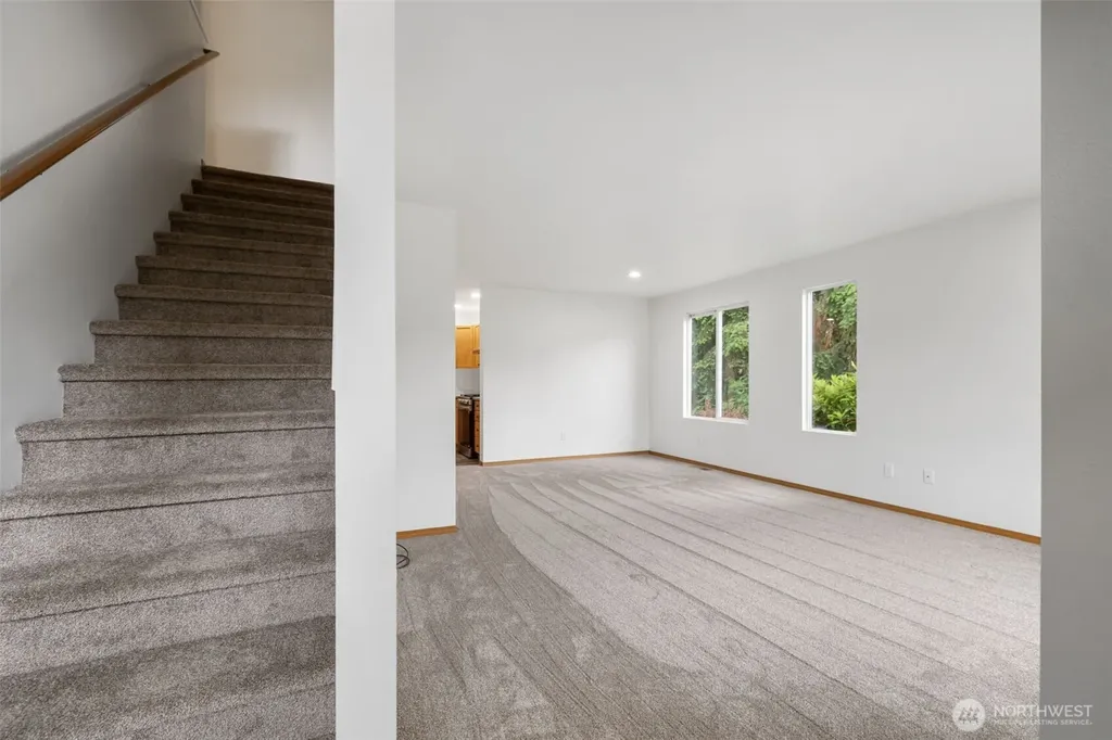 3560 Courtyard Lane Bremerton WA 99310