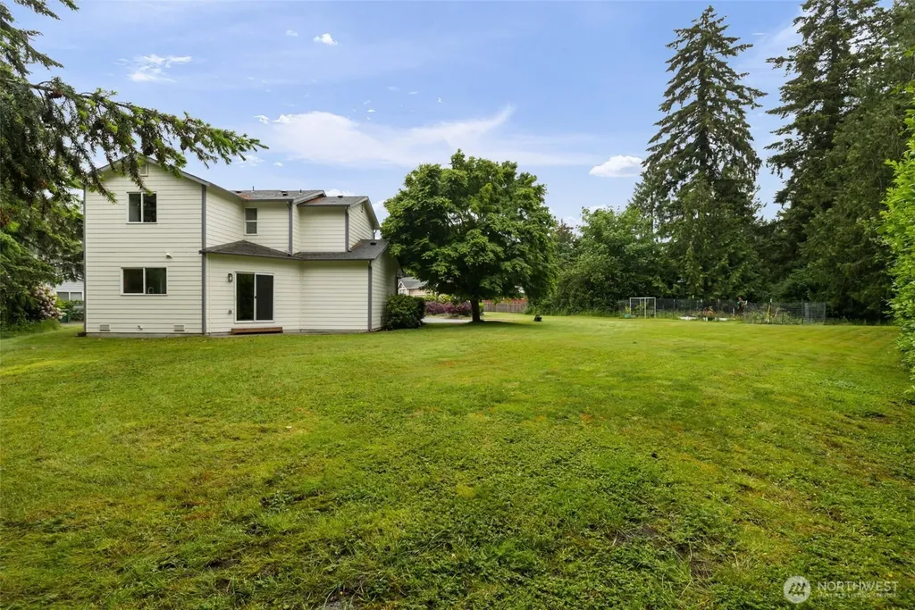3560 Courtyard Lane Bremerton WA 99310