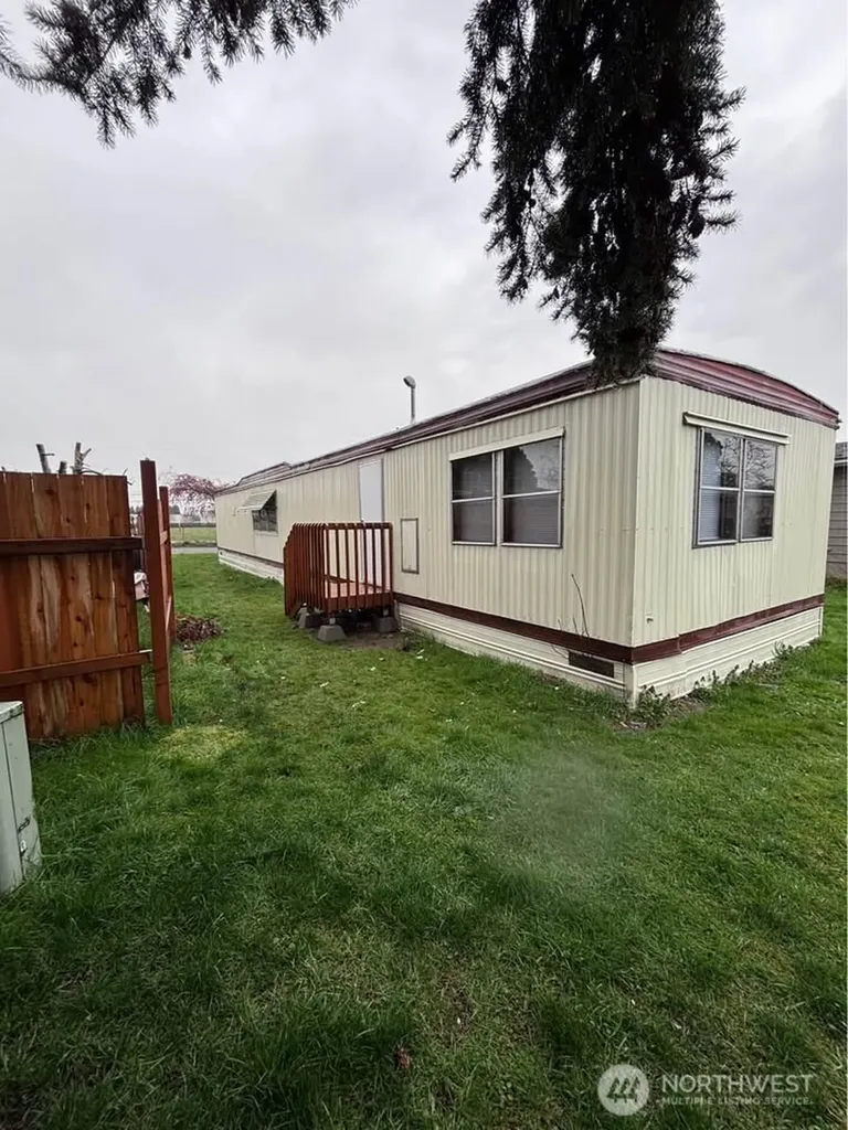 72224 48th Street Ct E Fife WA 98424