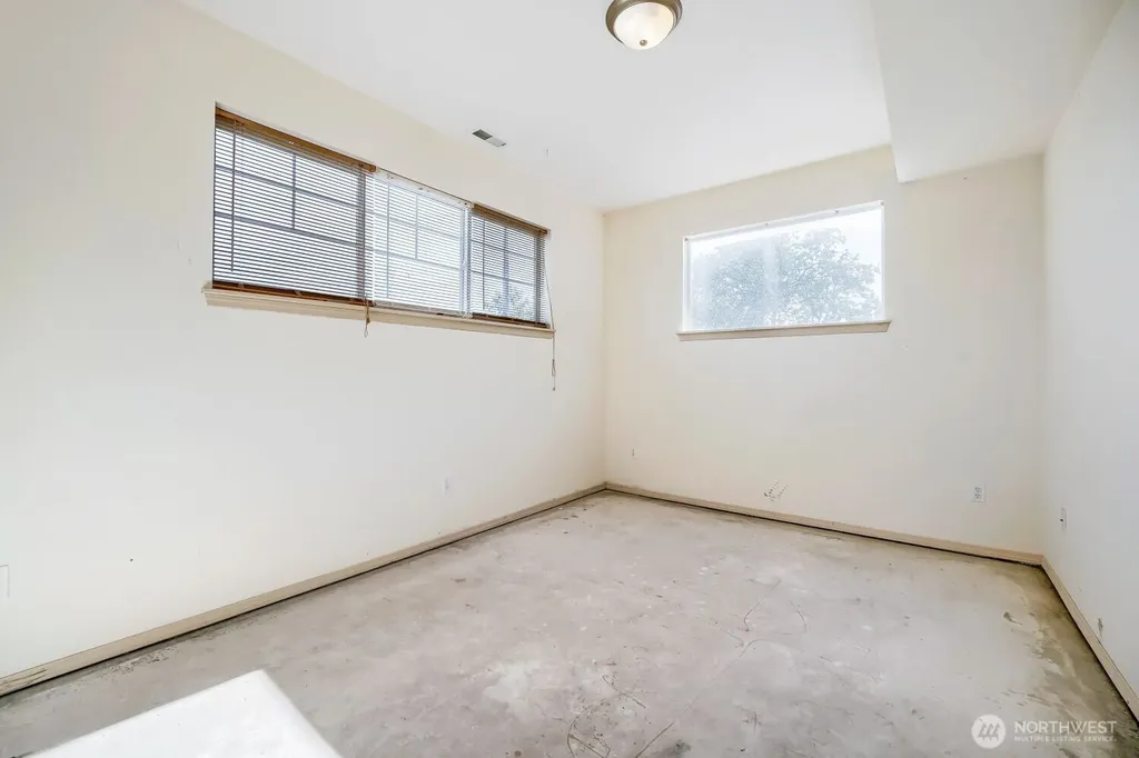 3727 E E Street Tacoma WA 98404