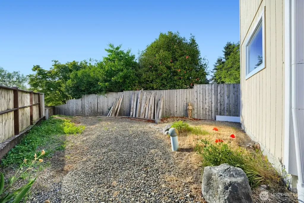 3727 E E Street Tacoma WA 98404