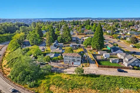 3727 E E Street Tacoma WA 98404