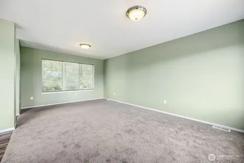 3727 E E Street Tacoma WA 98404