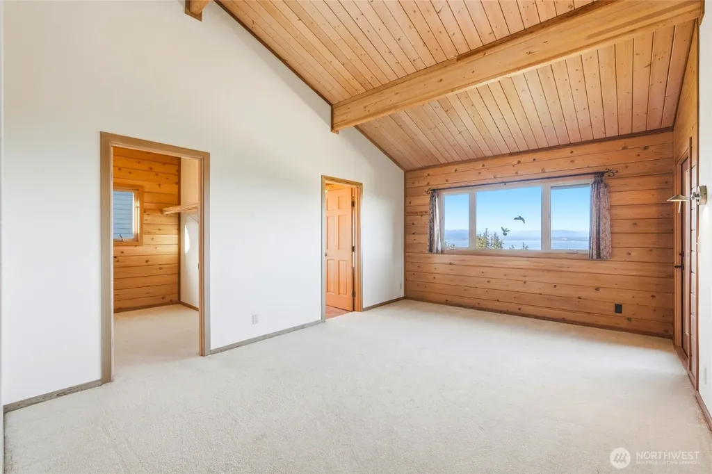 1051 Lightning Way Camano Island WA 98282