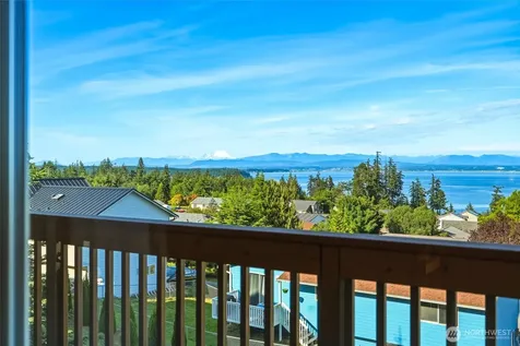 1051 Lightning Way Camano Island WA 98282
