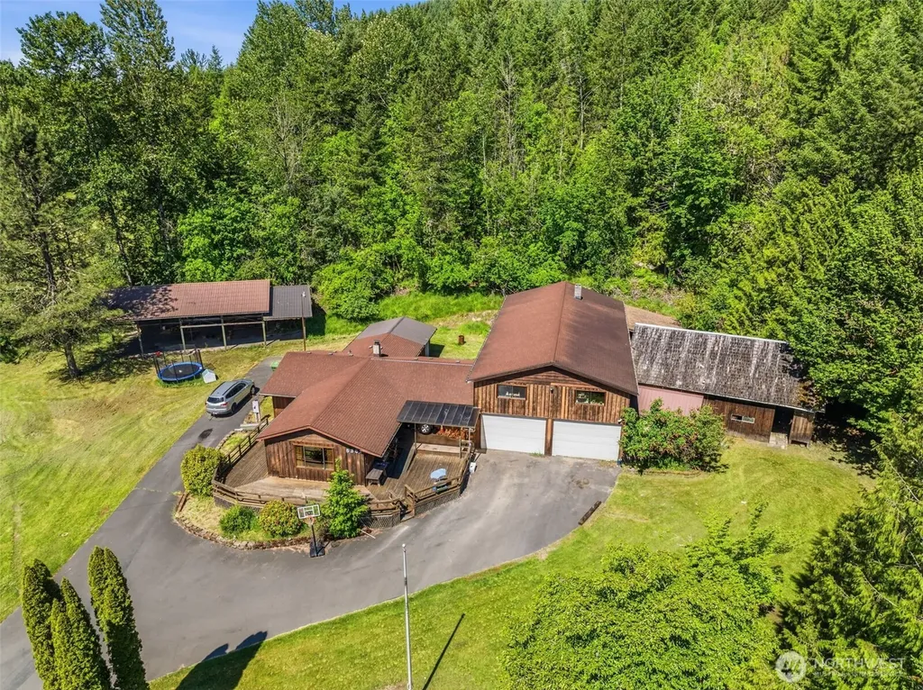 5352 Spirit Lake Highway Toutle WA 98649