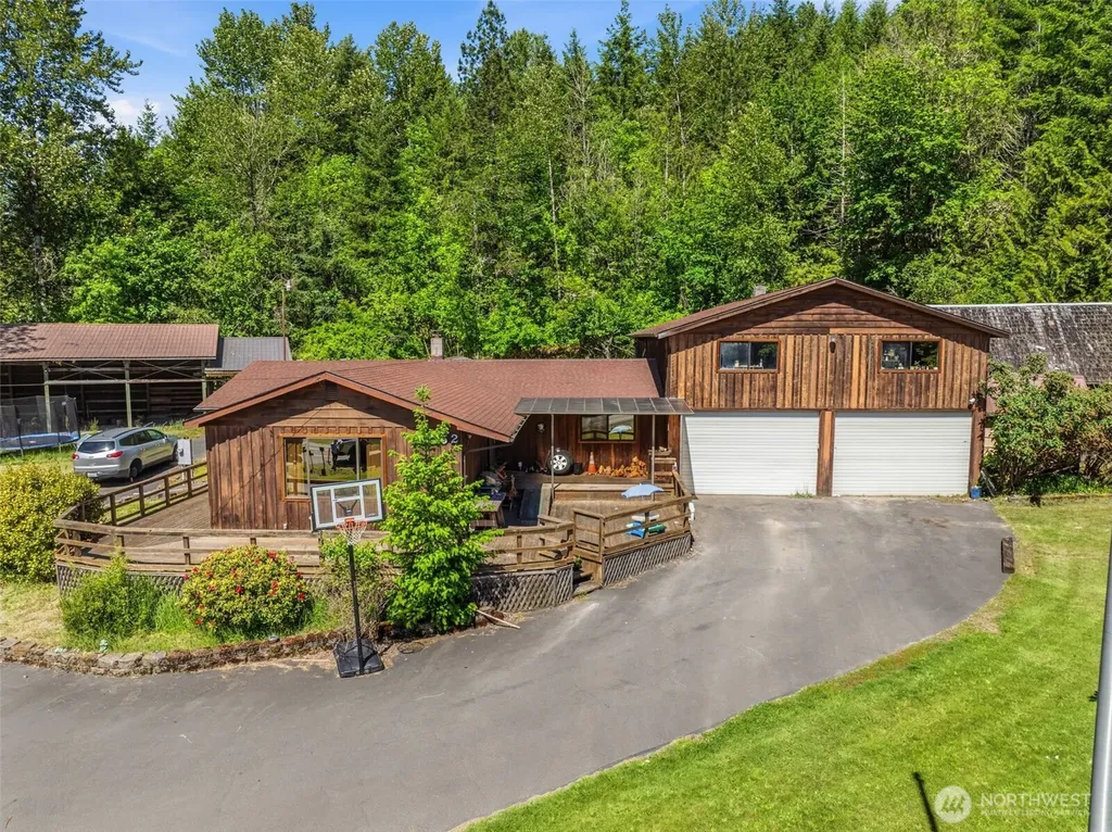5352 Spirit Lake Highway Toutle WA 98649