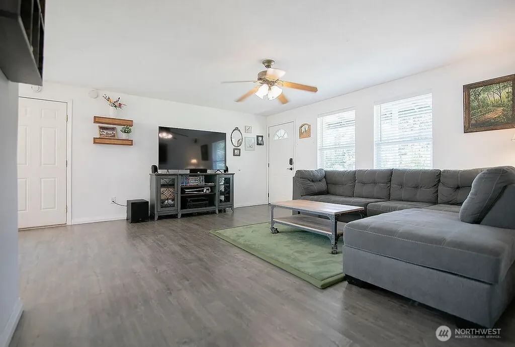 535 Diane Street SW Castle Rock WA 98611