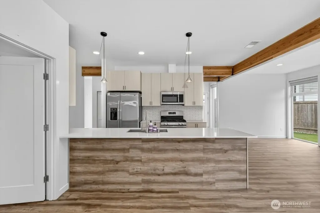 17985 W Columbia Street Monroe WA 98272