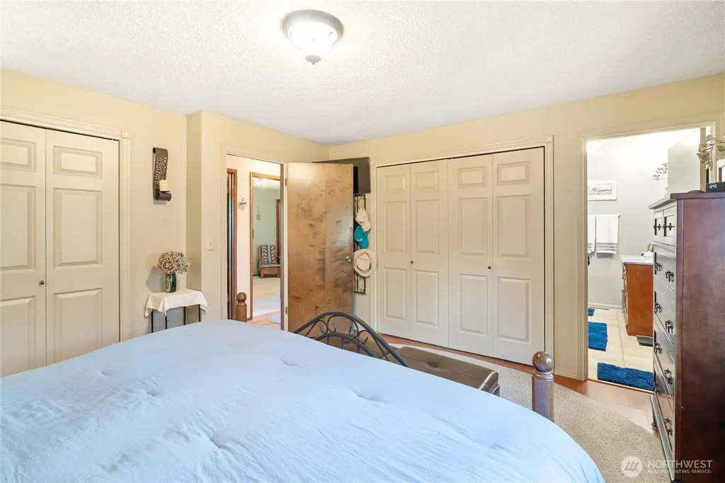 705 N Glenn Street Montesano WA 98563