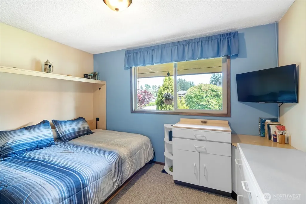 705 N Glenn Street Montesano WA 98563