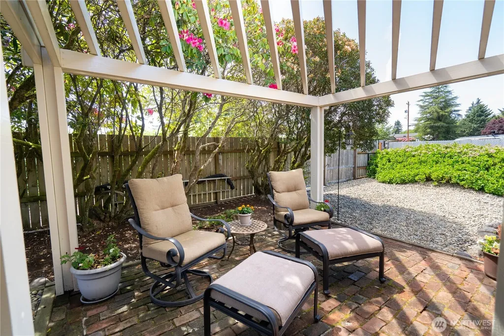 705 N Glenn Street Montesano WA 98563