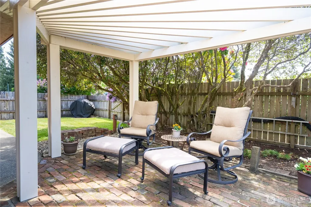 705 N Glenn Street Montesano WA 98563