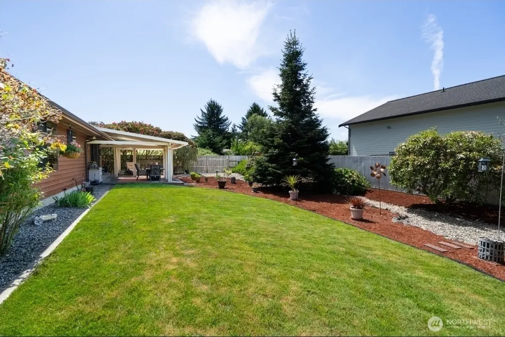 705 N Glenn Street Montesano WA 98563