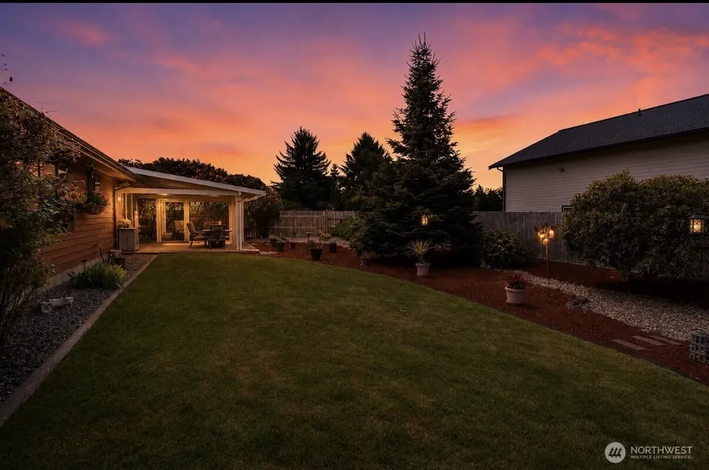 705 N Glenn Street Montesano WA 98563
