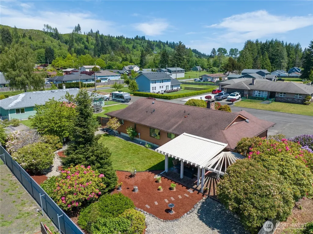 705 N Glenn Street Montesano WA 98563