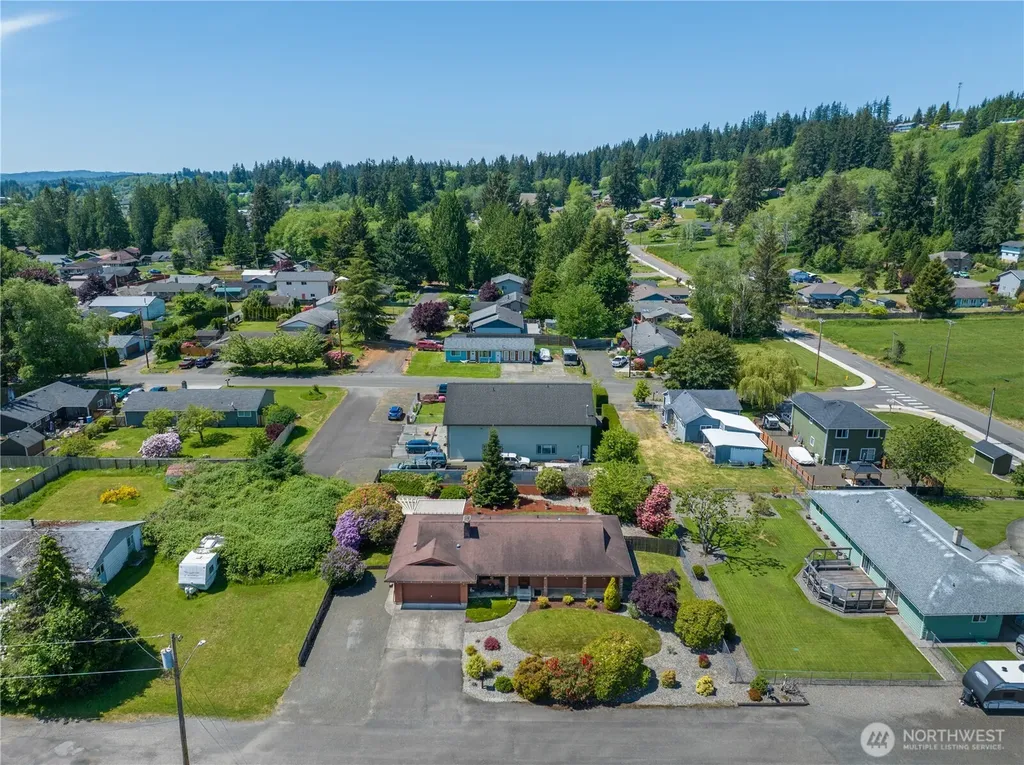 705 N Glenn Street Montesano WA 98563