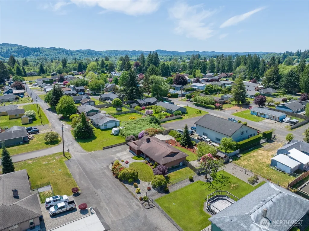 705 N Glenn Street Montesano WA 98563