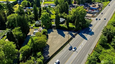 6722 River Road E Puyallup WA 98371