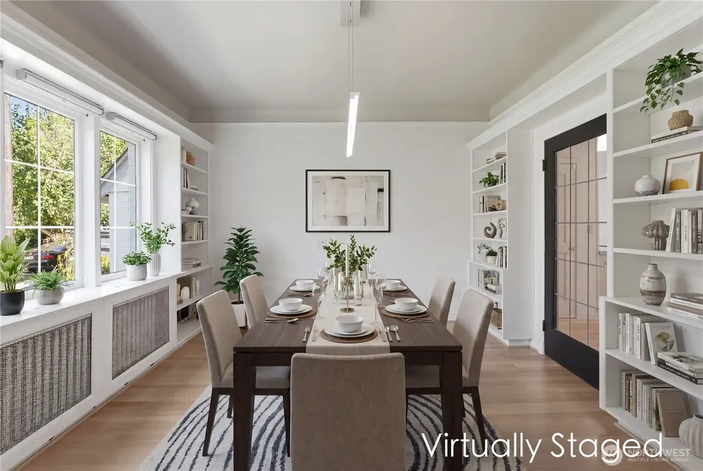 614 35th Avenue Seattle WA 98122