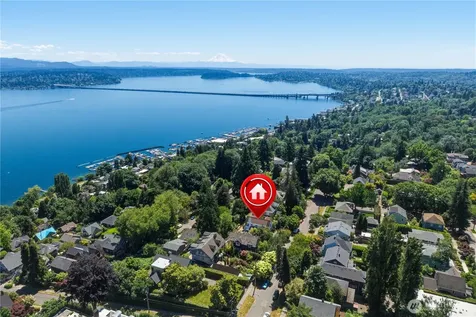 614 35th Avenue Seattle WA 98122