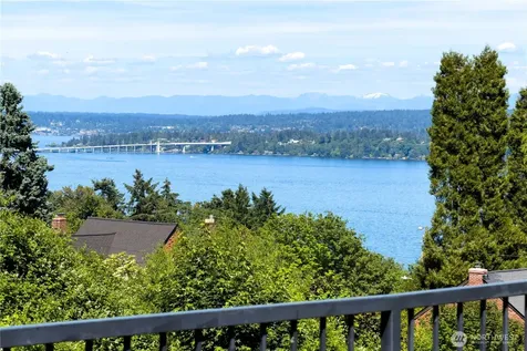 614 35th Avenue Seattle WA 98122