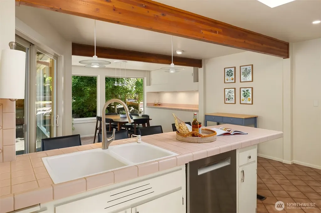 16408 Tiger Mountain Road SE Issaquah WA 98027