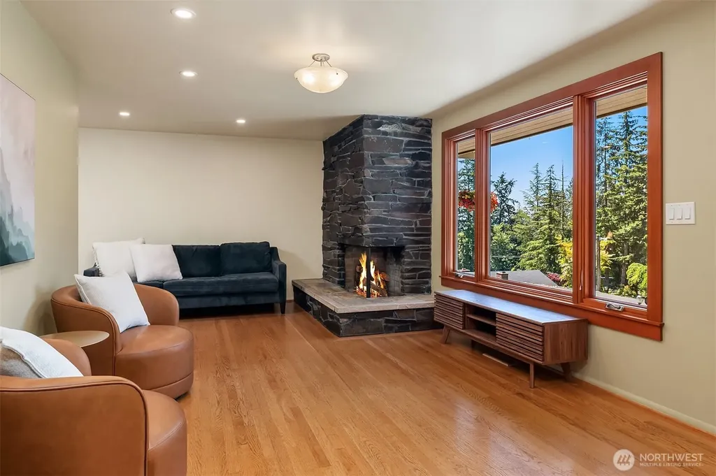 16408 Tiger Mountain Road SE Issaquah WA 98027