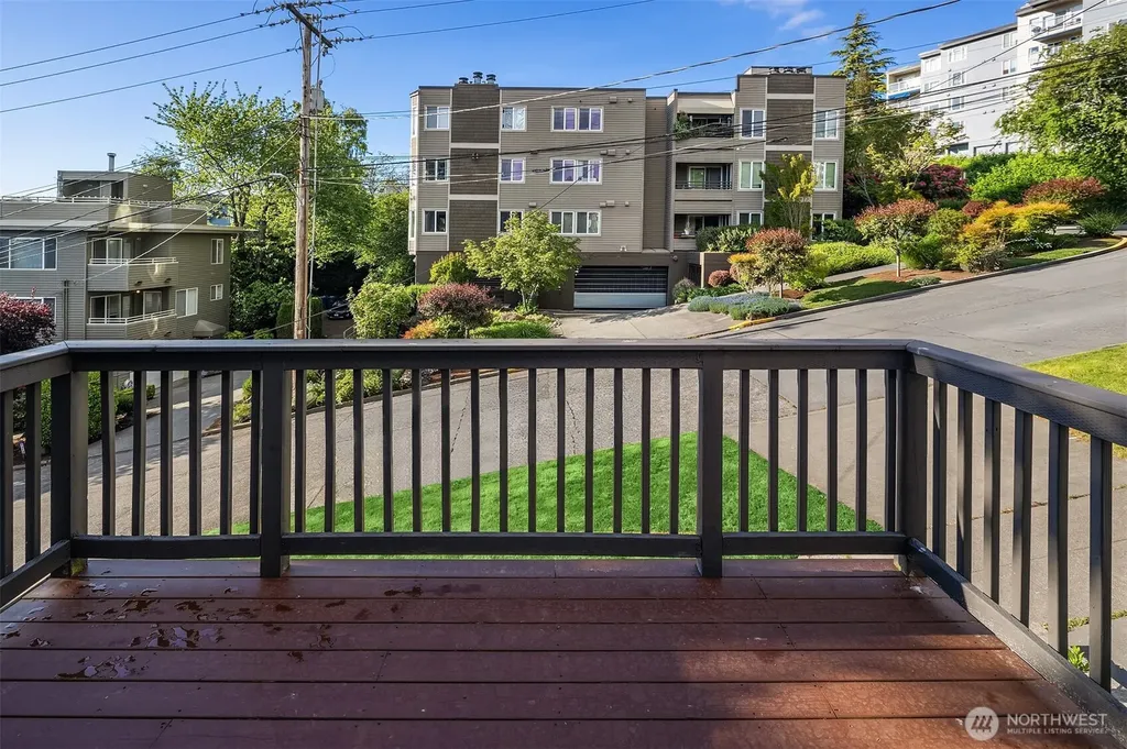 1307 W Boston Street Seattle WA 98119
