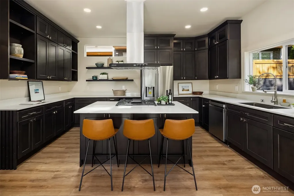 1307 W Boston Street Seattle WA 98119