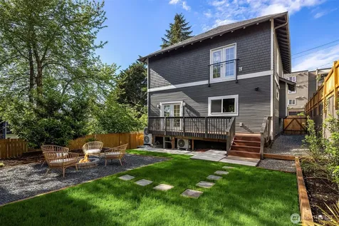 1307 W Boston Street Seattle WA 98119