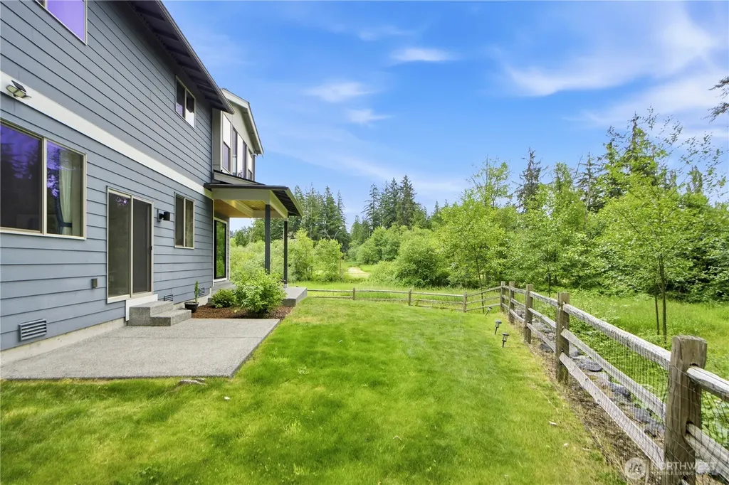 23398 SE 41st Court Sammamish WA 98075