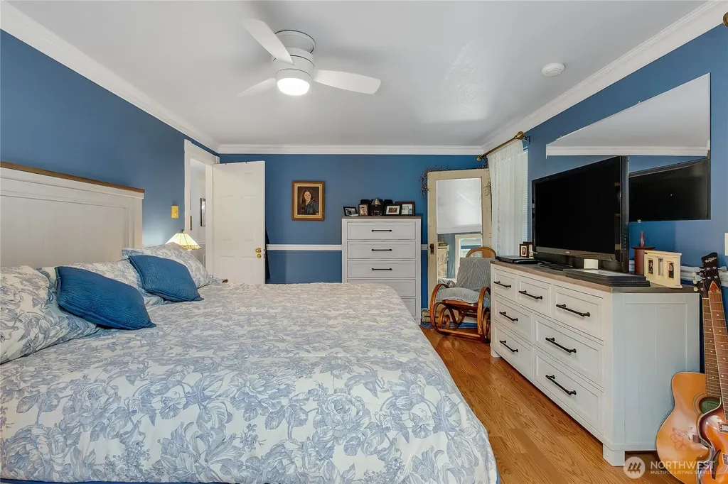 1530 E Old Ranch Road Allyn WA 98524