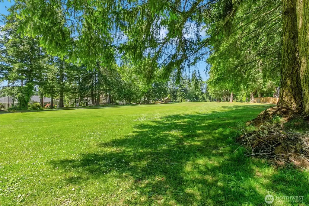 1530 E Old Ranch Road Allyn WA 98524