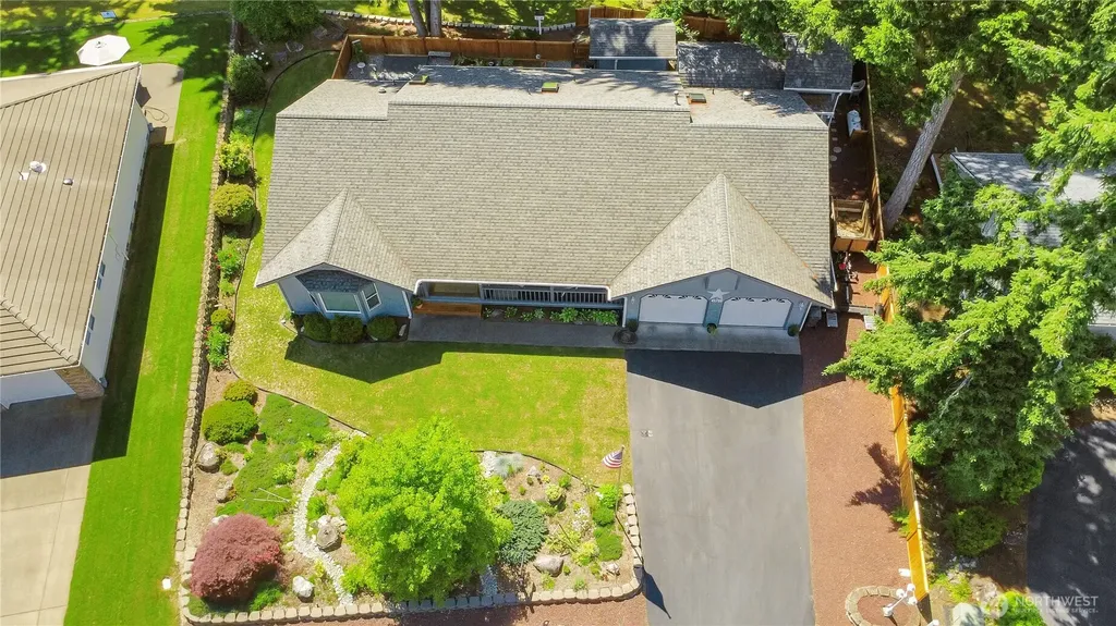 1530 E Old Ranch Road Allyn WA 98524