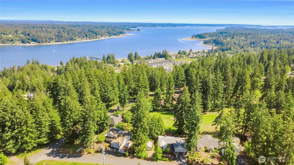 1530 E Old Ranch Road Allyn WA 98524
