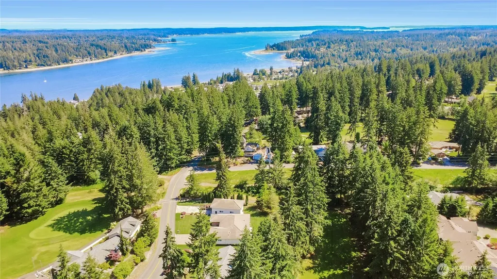 1530 E Old Ranch Road Allyn WA 98524